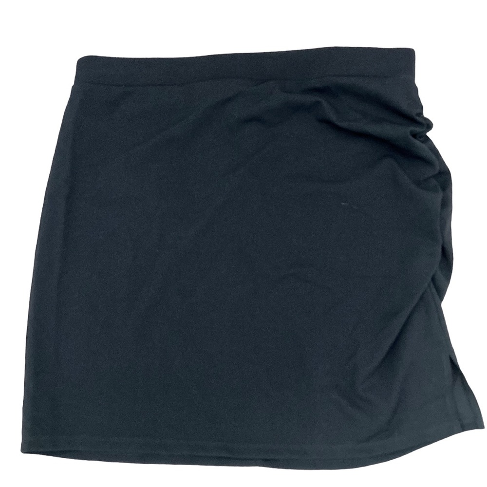 Socialite Ruched Black Skirt 1X Brand‎ New